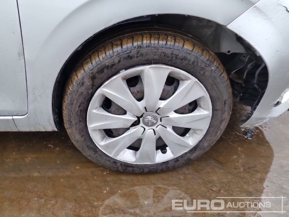 Coche 2014 Peugeot 108: foto 12