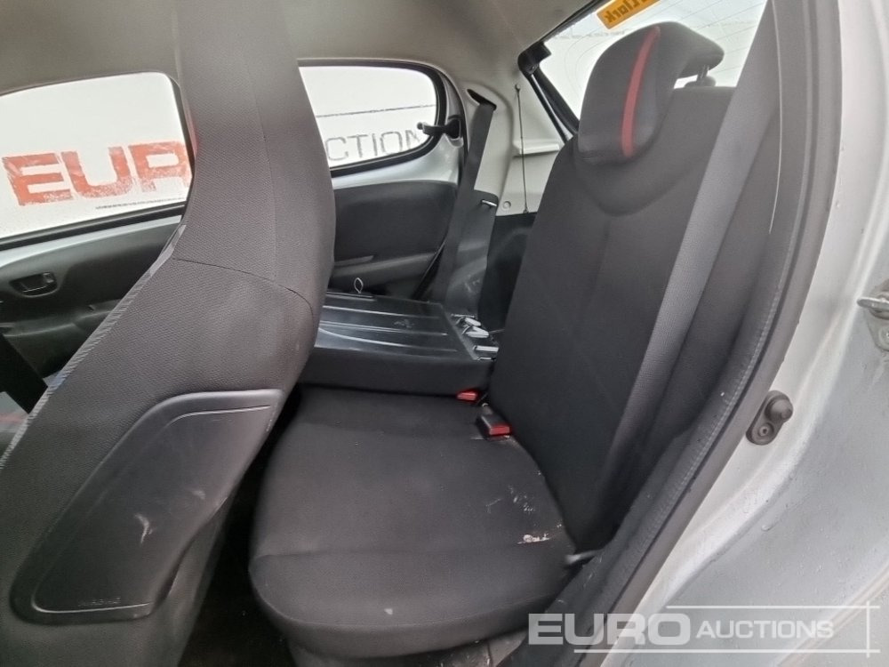 Coche 2014 Peugeot 108: foto 19