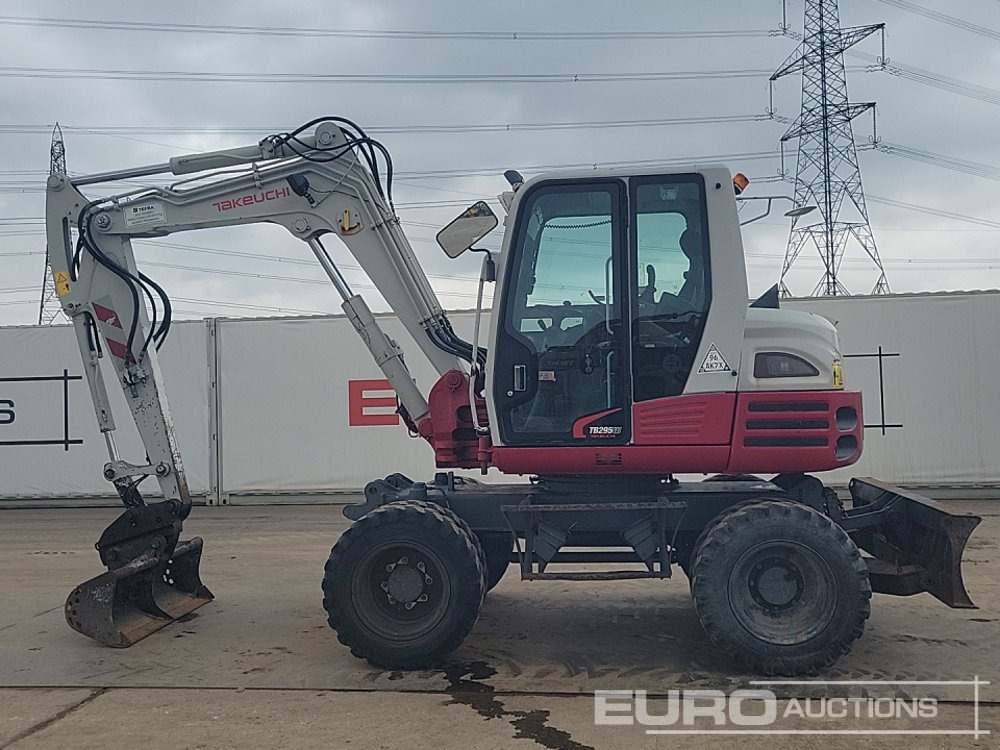 2014 Takeuchi TB295W - Excavadora de ruedas: foto 2 2014 Takeuchi TB295W - Excavadora de ruedas: foto 2