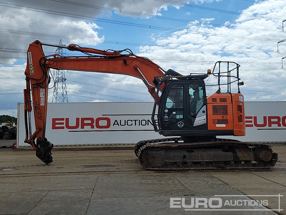 2016 Hitachi ZX225USLC-5B - Excavadora de cadenas: foto 2 2016 Hitachi ZX225USLC-5B - Excavadora de cadenas: foto 2