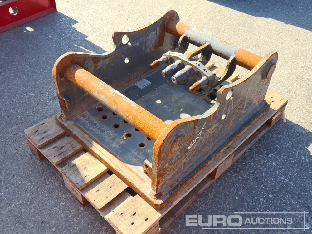 2016 Oilquick Head Stock 80mm Pin to suit 20 Ton Excavator - Martillo hidráulico: foto 1 2016 Oilquick Head Stock 80mm Pin to suit 20 Ton Excavator - Martillo hidráulico: foto 1