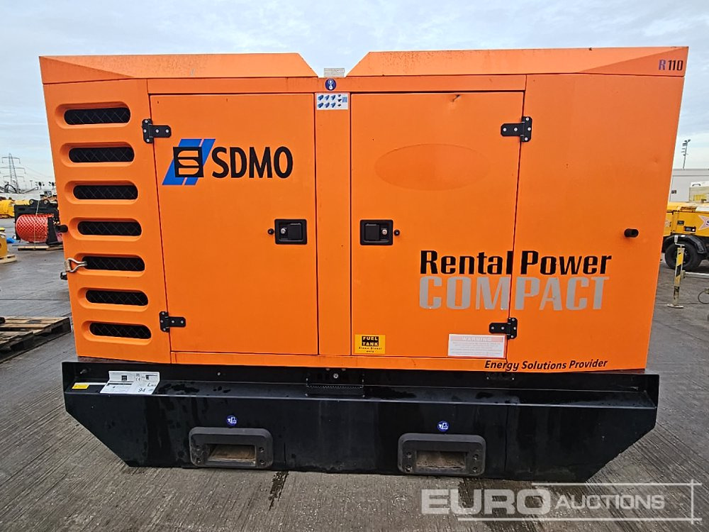2016 SDMO R110C3 - Generador industriale: foto 4 2016 SDMO R110C3 - Generador industriale: foto 4