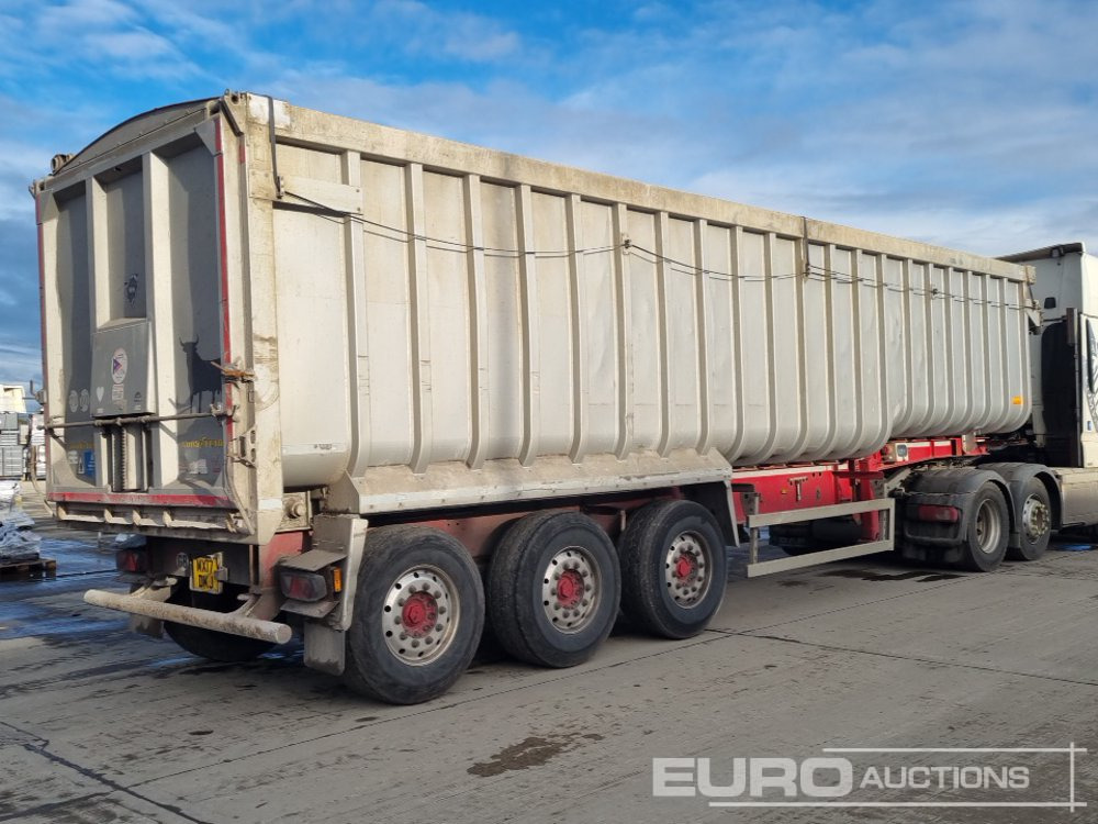 2016 Wilcox Tri Axle Bulk Tipping Trailer, Front Lift Axle, Easy Sheet - Volquete semirremolque: foto 5 2016 Wilcox Tri Axle Bulk Tipping Trailer, Front Lift Axle, Easy Sheet - Volquete semirremolque: foto 5