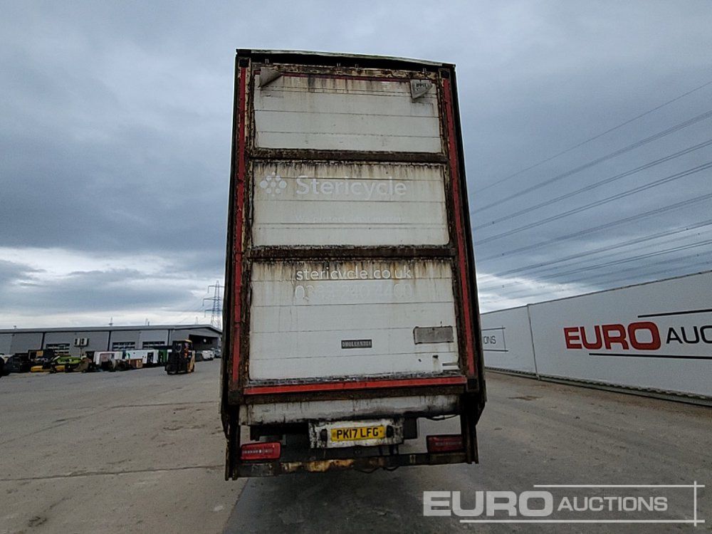 2017 DAF CF330 - Camión caja cerrada: foto 4 2017 DAF CF330 - Camión caja cerrada: foto 4