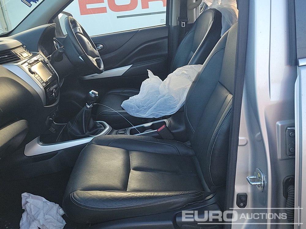 Pick-up 2017 Nissan Navara: foto 25