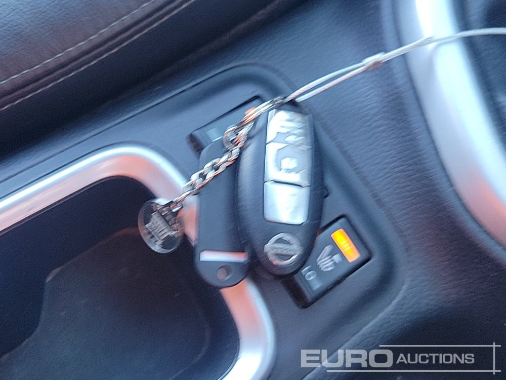 Pick-up 2017 Nissan Navara: foto 36