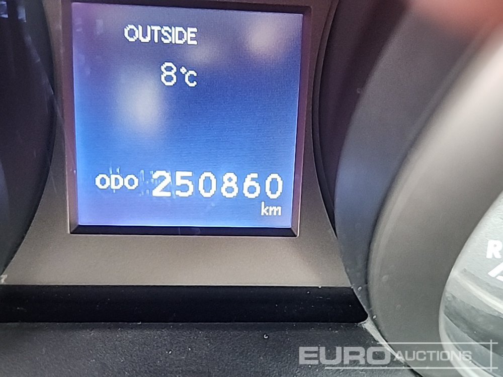 SUV/ Todoterreno 2017 Toyota Land Cruiser: foto 44