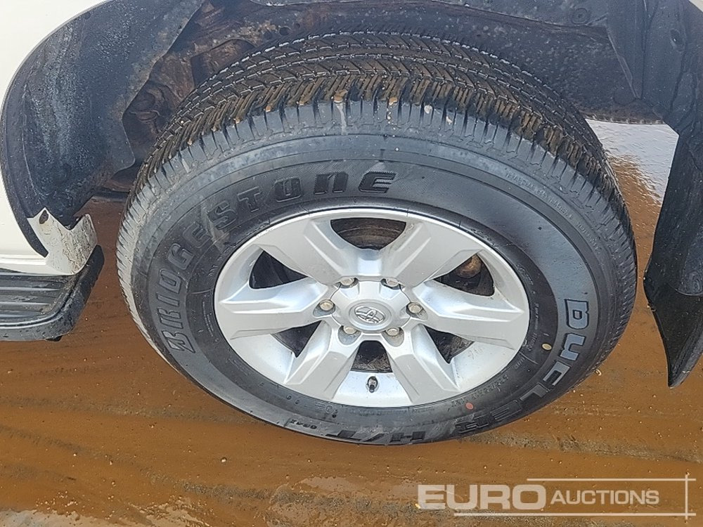 SUV/ Todoterreno 2017 Toyota Land Cruiser: foto 10