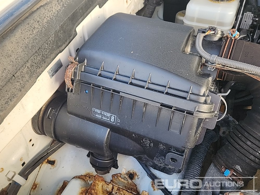 SUV/ Todoterreno 2017 Toyota Land Cruiser: foto 32