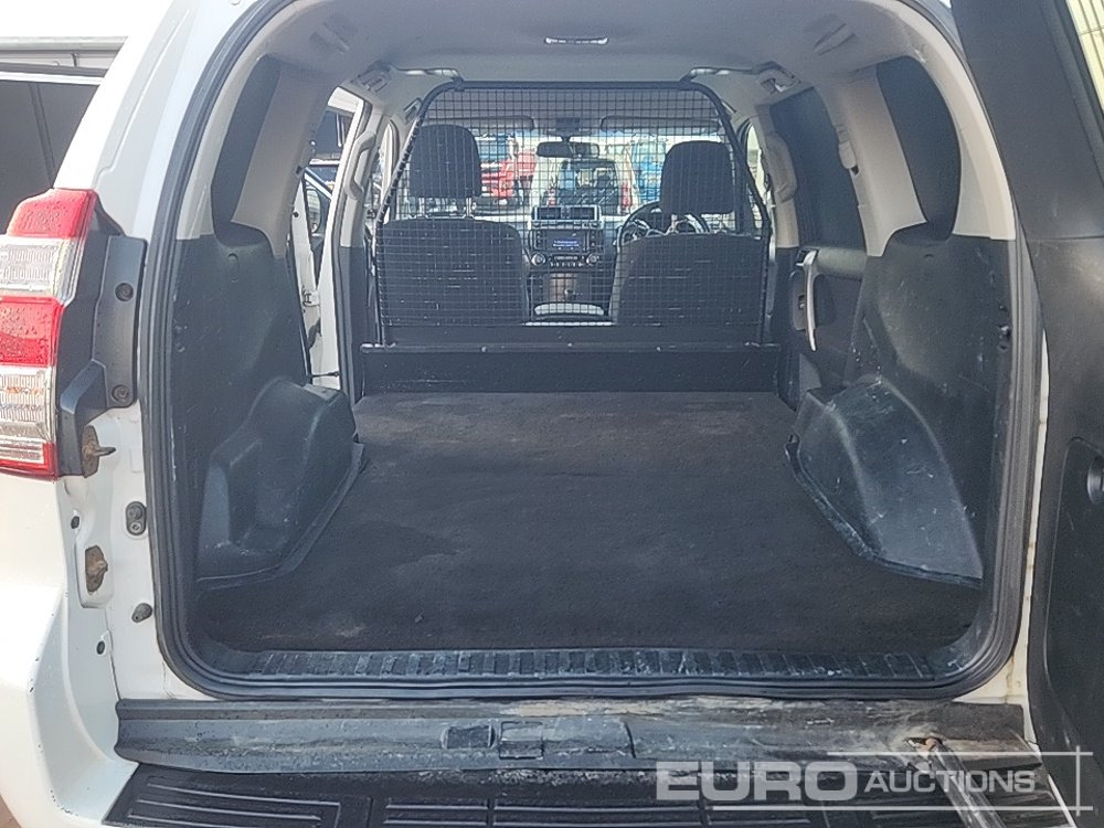 SUV/ Todoterreno 2017 Toyota Land Cruiser: foto 16