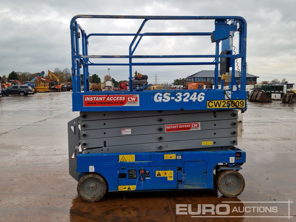 Plataforma de tijeras 2020 Genie GS3246: foto 6