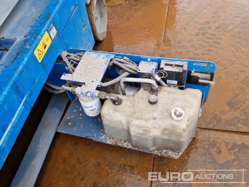 Plataforma de tijeras 2020 Genie GS3246: foto 21