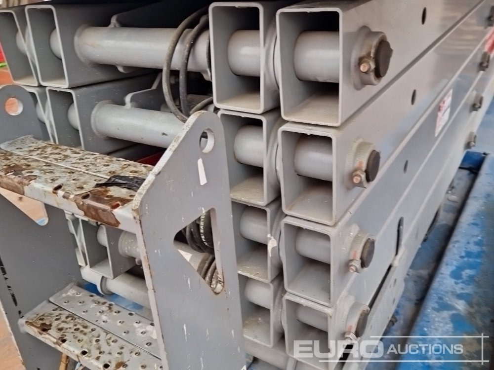 Plataforma de tijeras 2020 Genie GS3246: foto 17