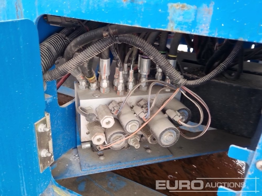 Plataforma de tijeras 2020 Genie GS3246: foto 22