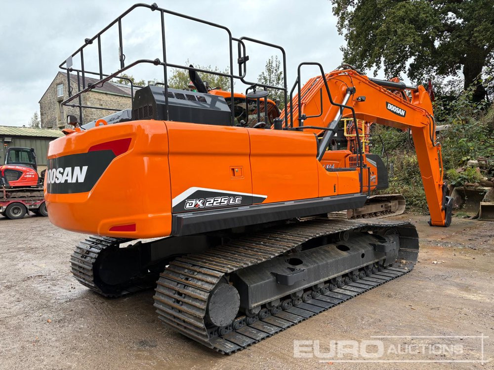2021 Doosan DX225LC-5 - Excavadora de cadenas: foto 2 2021 Doosan DX225LC-5 - Excavadora de cadenas: foto 2