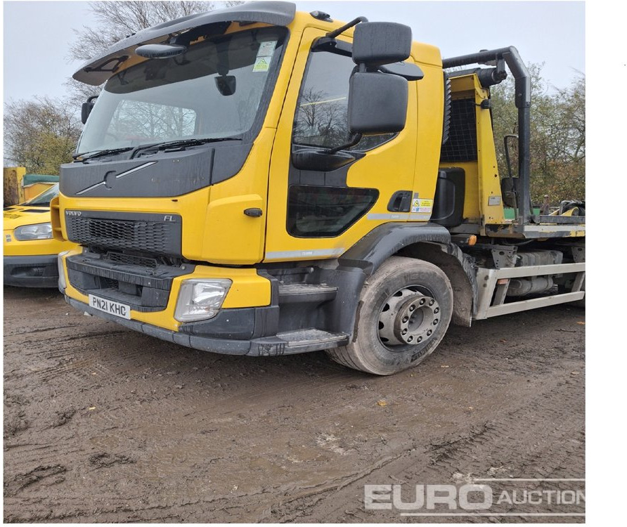 2021 Volvo 4x2 Skip Loader Lorry - Portacontenedor de cadenas camión: foto 1 2021 Volvo 4x2 Skip Loader Lorry - Portacontenedor de cadenas camión: foto 1