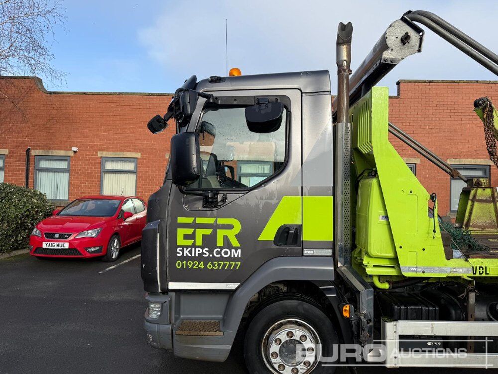 2022 DAF LF210 - Portacontenedor de cadenas camión: foto 5 2022 DAF LF210 - Portacontenedor de cadenas camión: foto 5