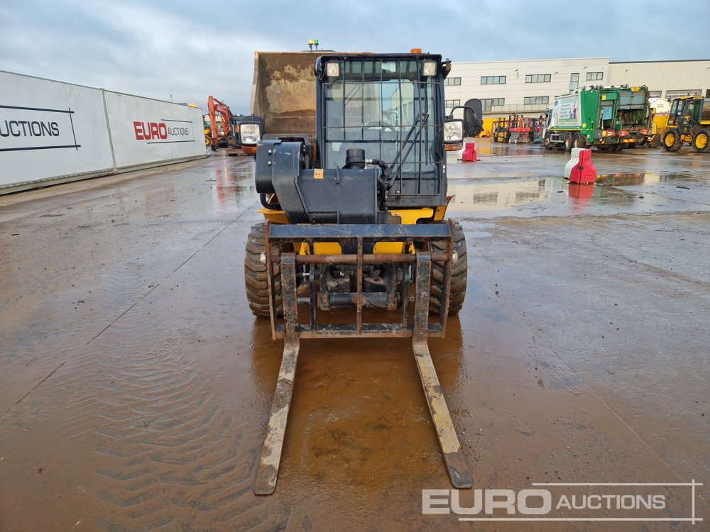 Manipulador telescópico 2022 JCB 520-40: foto 8