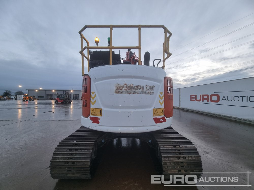 2023 Hitachi ZX135USBL-7 - Excavadora de cadenas: foto 4 2023 Hitachi ZX135USBL-7 - Excavadora de cadenas: foto 4