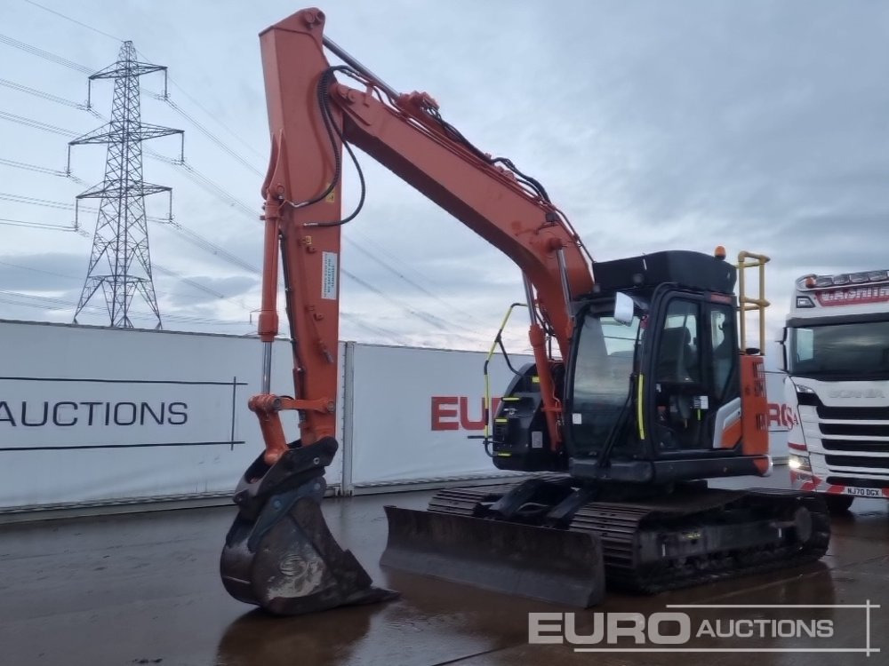 2023 Hitachi ZX135USBL-7 - Excavadora de cadenas: foto 1 2023 Hitachi ZX135USBL-7 - Excavadora de cadenas: foto 1