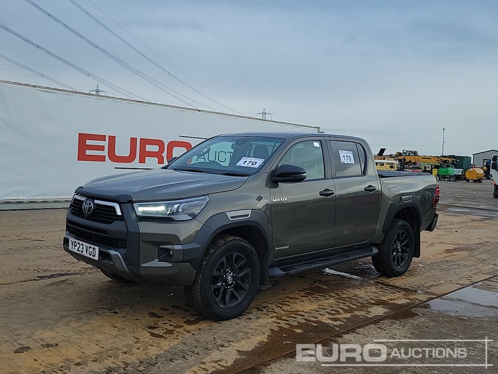 2023 Toyota Hilux Invincible X - Pick-up: foto 1 2023 Toyota Hilux Invincible X - Pick-up: foto 1