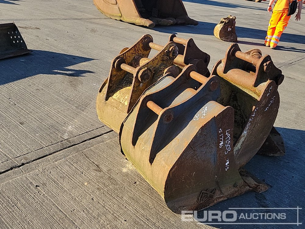 24", 22", 18", 18", 18" Digging Bucket 45mm Pin to suit 4-6 Ton Excavator - Cazo: foto 3 24", 22", 18", 18", 18" Digging Bucket 45mm Pin to suit 4-6 Ton Excavator - Cazo: foto 3