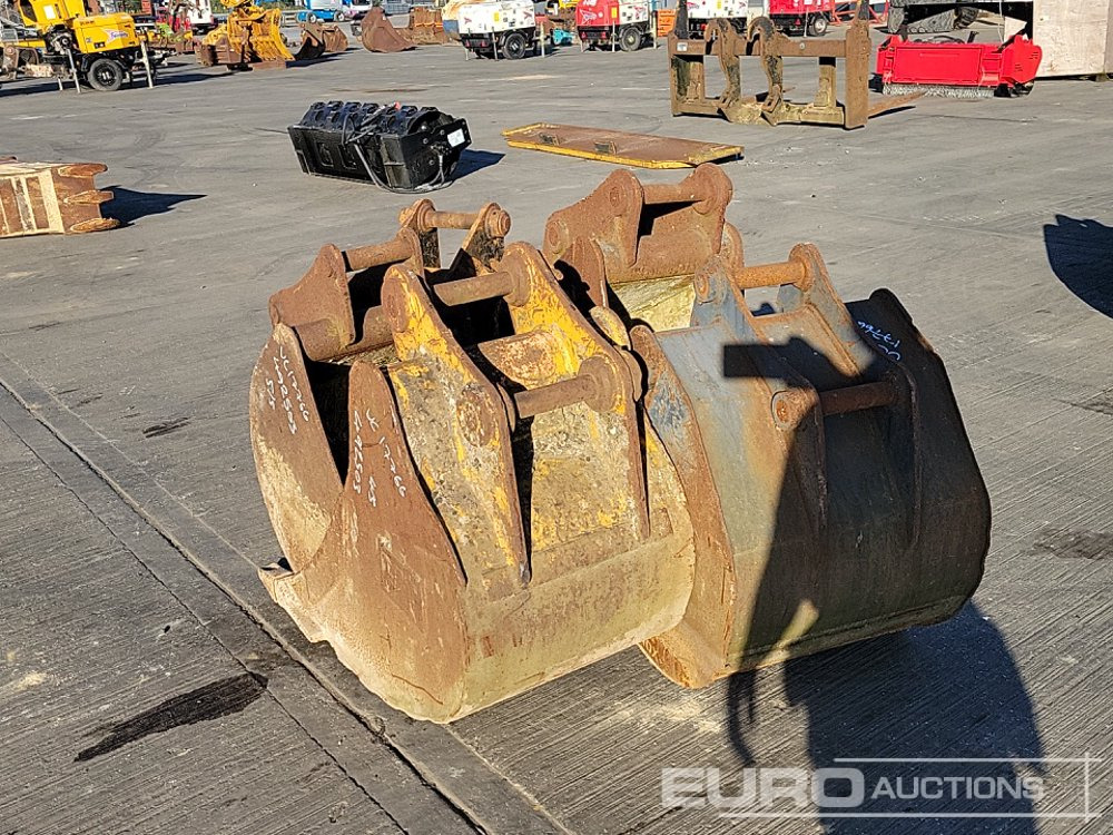 24", 22", 18", 18", 18" Digging Bucket 45mm Pin to suit 4-6 Ton Excavator - Cazo: foto 1 24", 22", 18", 18", 18" Digging Bucket 45mm Pin to suit 4-6 Ton Excavator - Cazo: foto 1