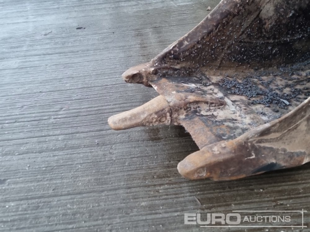 Cazo 24" Digging Bucket 65mm Pin to suit 13 Ton Excavator: foto 9