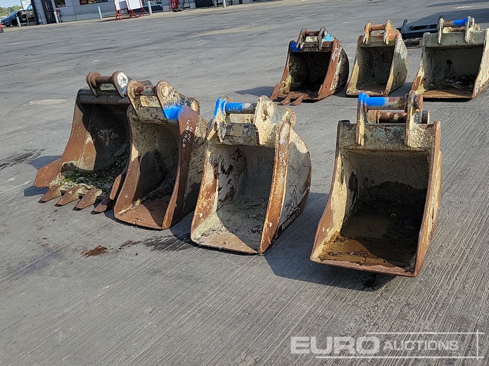 32", 18", 18", 18" Digging Bucket 60mm Pin to suit 10-12 Ton Excavator - Cazo: foto 1 32", 18", 18", 18" Digging Bucket 60mm Pin to suit 10-12 Ton Excavator - Cazo: foto 1