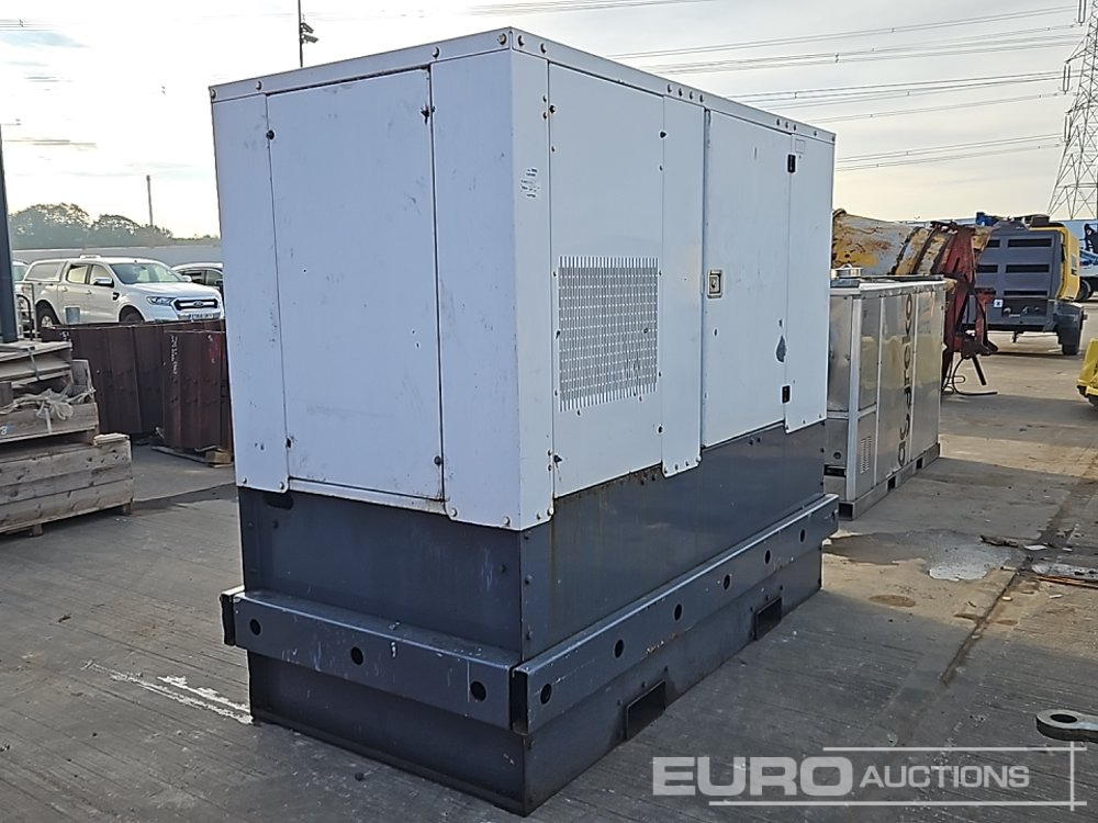 40kVA Generator, 4 Cylinder Engine - Generador industriale: foto 4 40kVA Generator, 4 Cylinder Engine - Generador industriale: foto 4