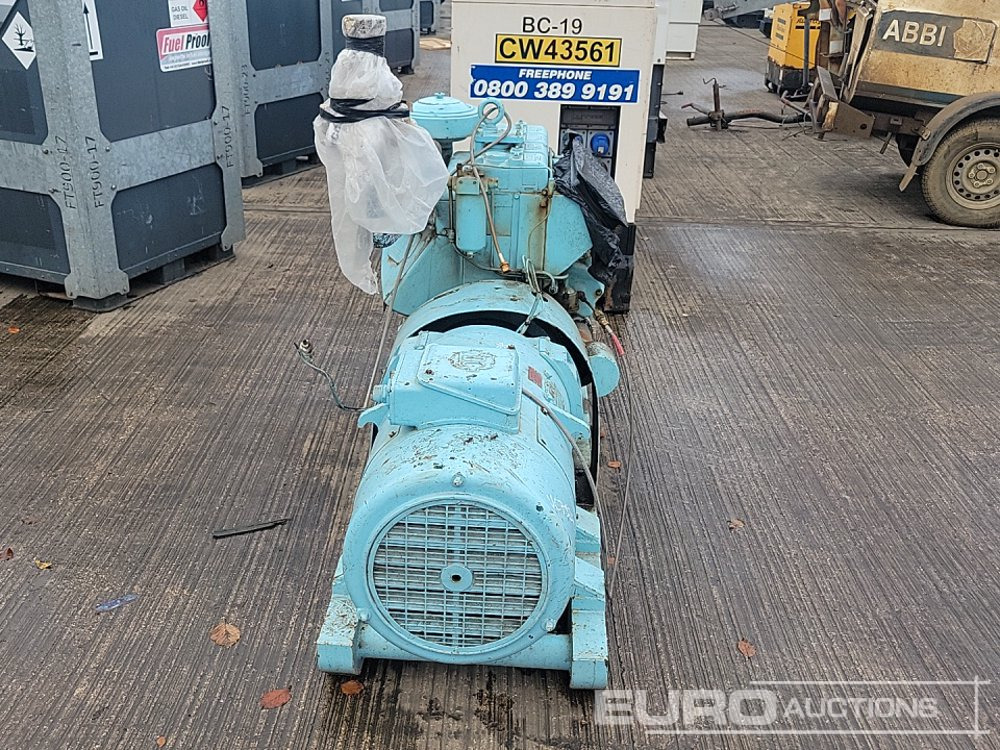60kVA Skid Mounted Generator, Lister Engine - Generador industriale: foto 4 60kVA Skid Mounted Generator, Lister Engine - Generador industriale: foto 4