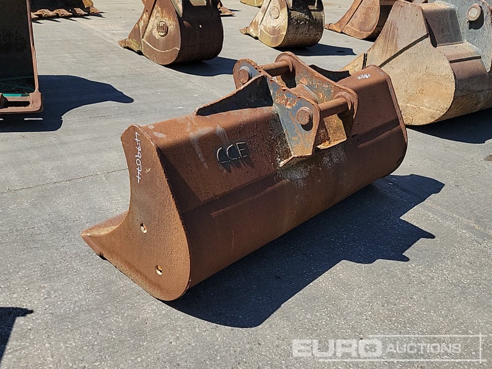 70" Ditching Bucket 65mm Pin to suit 13 Ton Excavator - Cazo: foto 3 70" Ditching Bucket 65mm Pin to suit 13 Ton Excavator - Cazo: foto 3