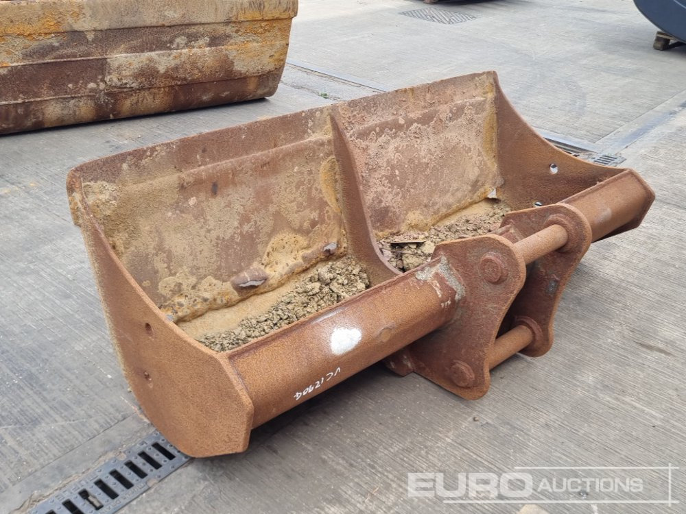 70" Ditching Bucket 65mm Pin to suit 13 Ton Excavator - Cazo: foto 3 70" Ditching Bucket 65mm Pin to suit 13 Ton Excavator - Cazo: foto 3