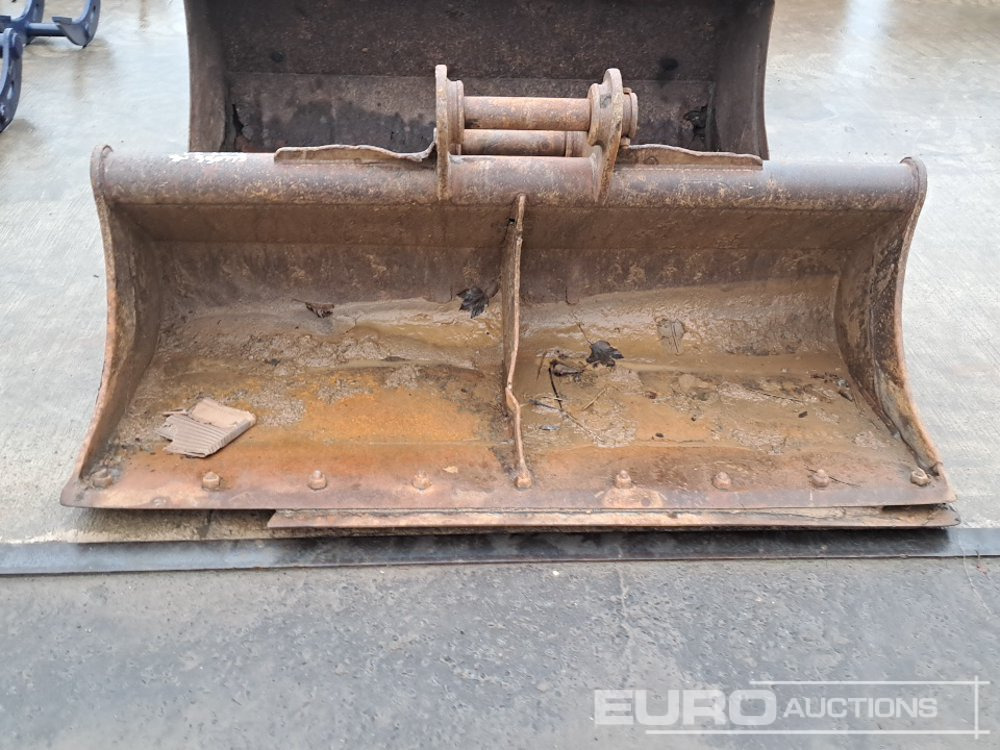 72" Strickland Ditching Bucket 65mm Pin to suit 13 Ton Excavator - Cazo: foto 5 72" Strickland Ditching Bucket 65mm Pin to suit 13 Ton Excavator - Cazo: foto 5
