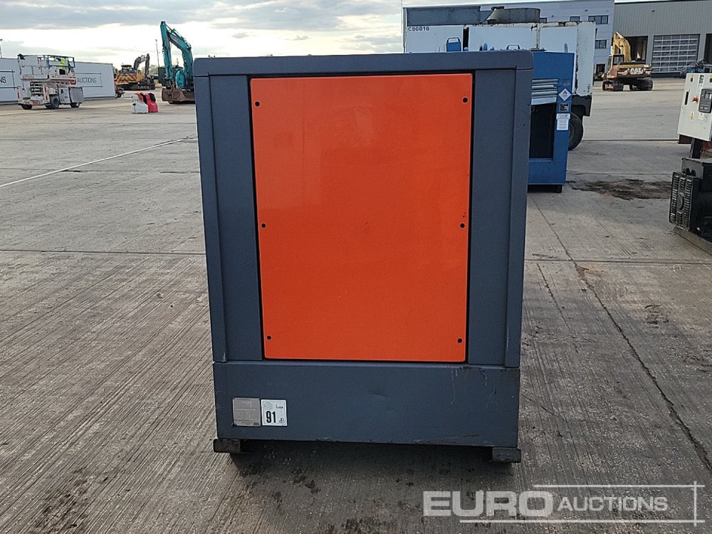 Atlas Copco 60kVA Generator, 4 Cylinder Engine - Generador industriale: foto 4 Atlas Copco 60kVA Generator, 4 Cylinder Engine - Generador industriale: foto 4