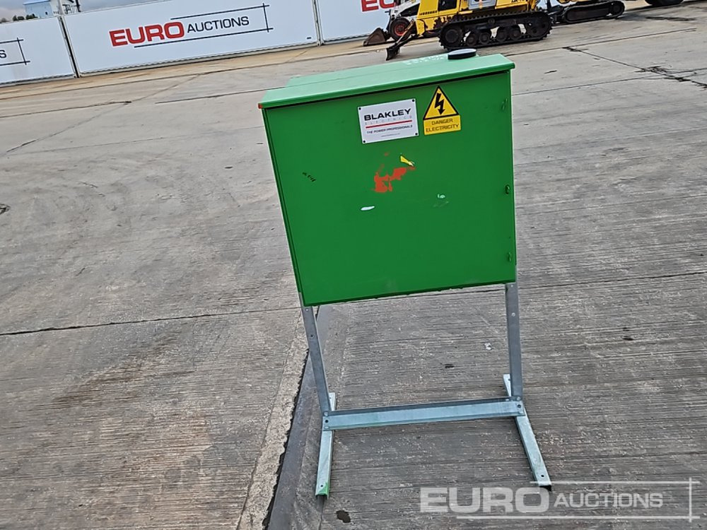 Blakley 400 Volt Distribution Board - Equipo de construcción: foto 4 Blakley 400 Volt Distribution Board - Equipo de construcción: foto 4