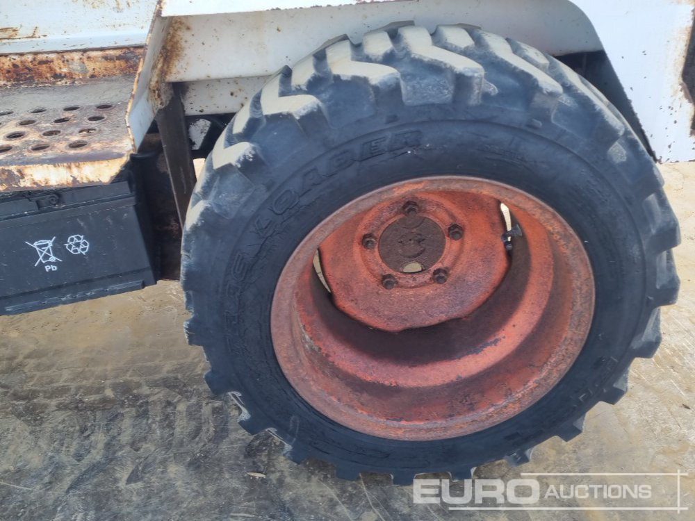 Zanjadora Bobcat 3023: foto 10