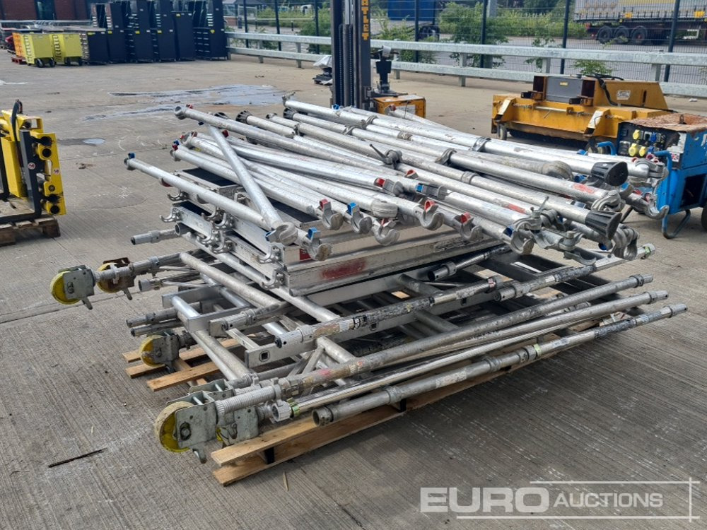 Bundle of Aluminium Scaffolding & Staging Boards - Equipo de construcción: foto 3 Bundle of Aluminium Scaffolding & Staging Boards - Equipo de construcción: foto 3