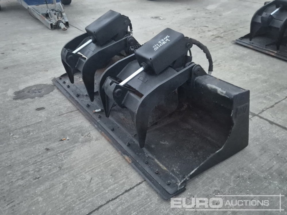 CAT 80" Hydraulic Grapple Bucket to suit Skidsteer Loader - Cazo: foto 1 CAT 80" Hydraulic Grapple Bucket to suit Skidsteer Loader - Cazo: foto 1