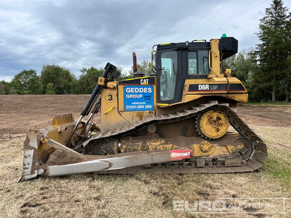 CAT D6R II LGP - Bulldozer: foto 2 CAT D6R II LGP - Bulldozer: foto 2