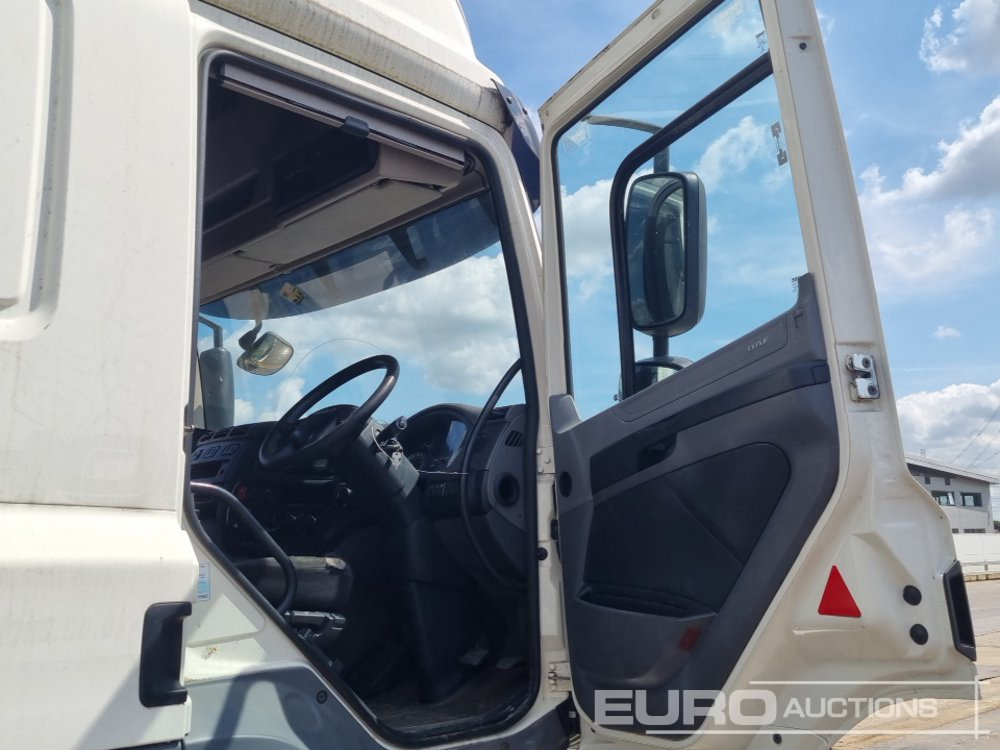 Cabeza tractora 2015 DAF CF460: foto 24
