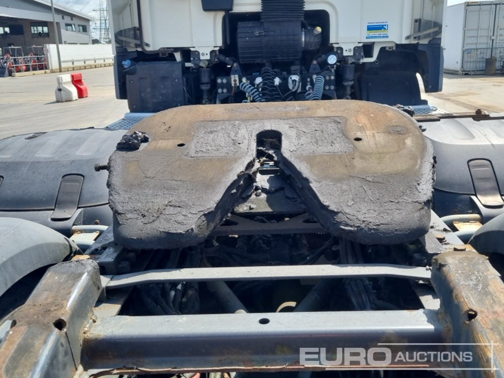 Cabeza tractora 2015 DAF CF460: foto 19