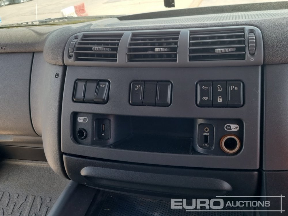 Cabeza tractora 2015 DAF CF460: foto 28