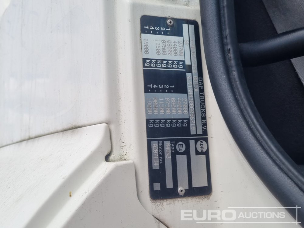 Cabeza tractora 2015 DAF CF460: foto 39