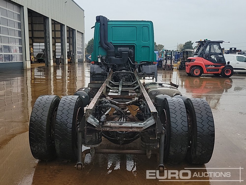 DAF CF65.220 - Chasis camión: foto 4 DAF CF65.220 - Chasis camión: foto 4