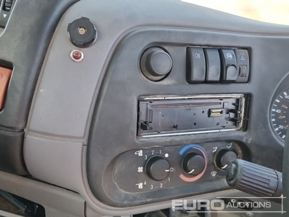 Esparcidor de sal DAF LF55.180: foto 34
