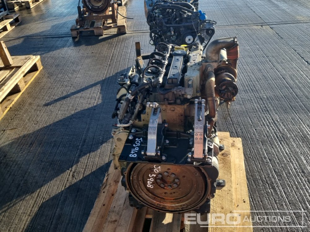 Deutz 4 Cylinder Engine - Motor: foto 4 Deutz 4 Cylinder Engine - Motor: foto 4