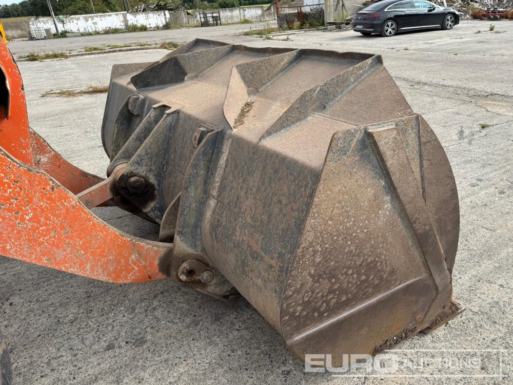 Doosan DL300 - Cargadora de ruedas: foto 4 Doosan DL300 - Cargadora de ruedas: foto 4