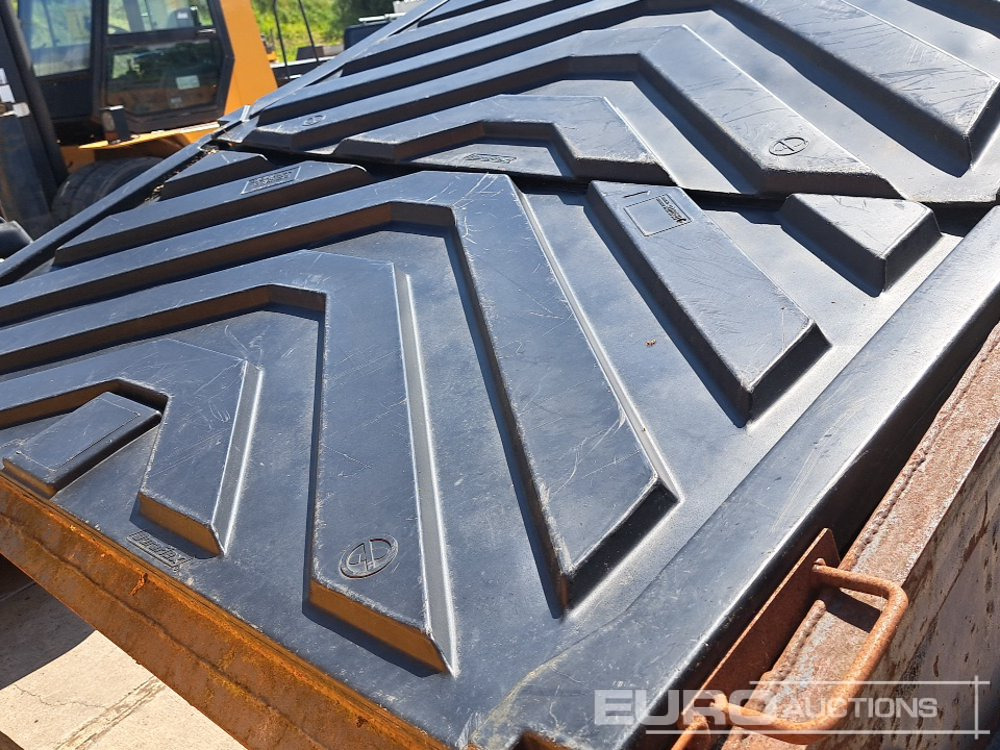 Enclosed Steel Skip - Contenedor de cadenas: foto 5 Enclosed Steel Skip - Contenedor de cadenas: foto 5