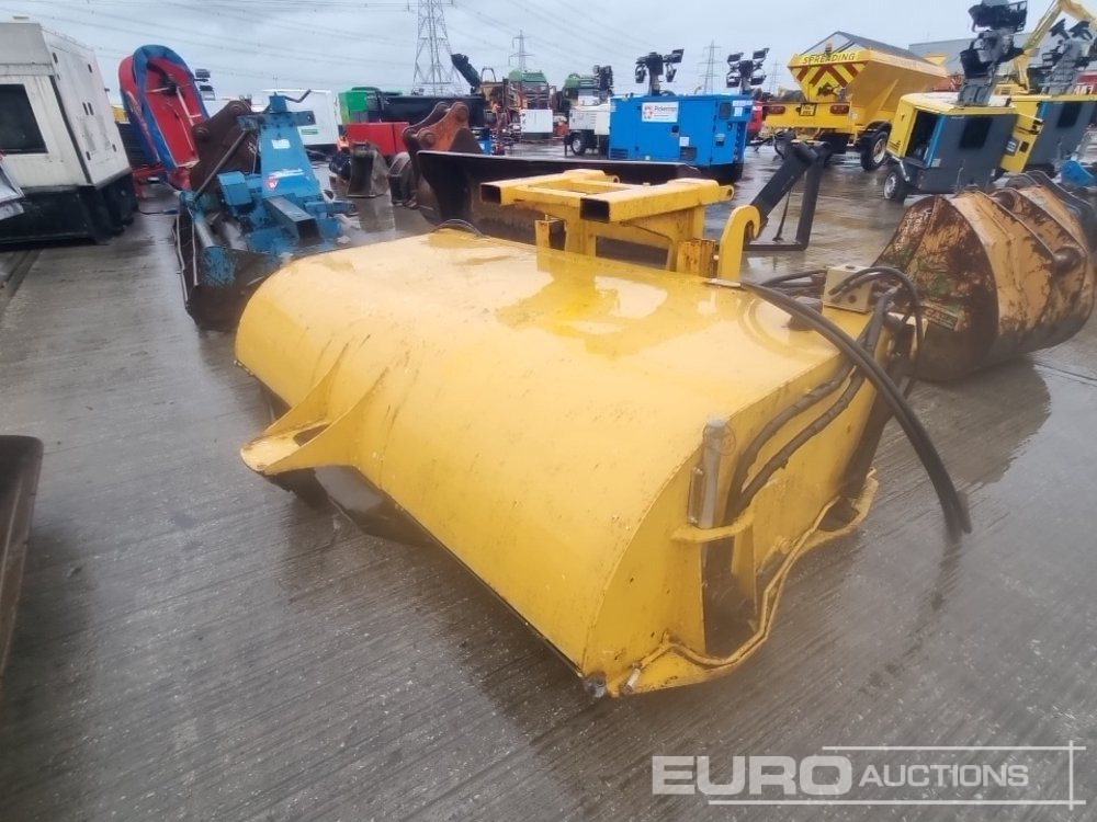 2008 JCB SC240 - Equipo de manutención: foto 1 2008 JCB SC240 - Equipo de manutención: foto 1